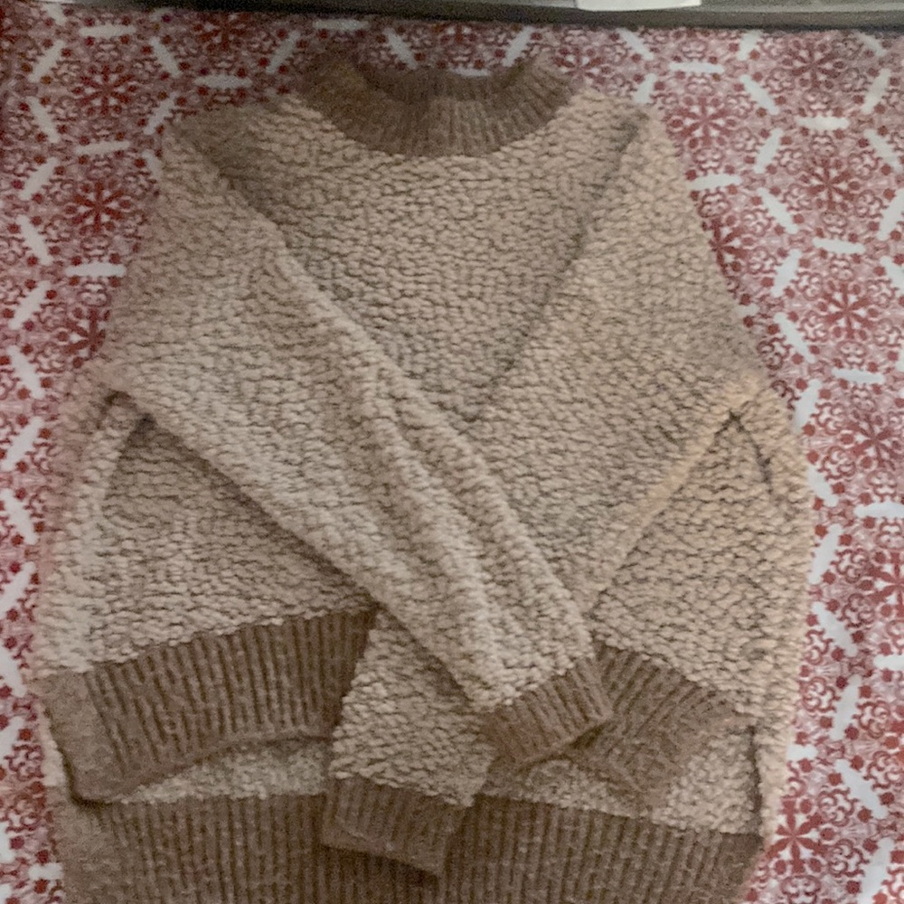 Girls fuzzy sweater size M by Listicle